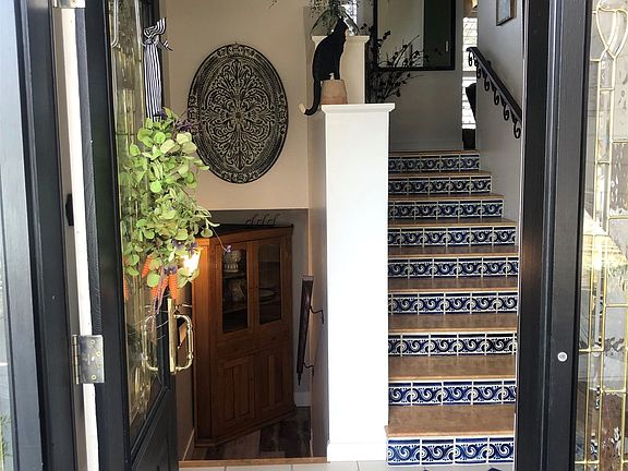 2nd image of 1719 Bachelor Cir