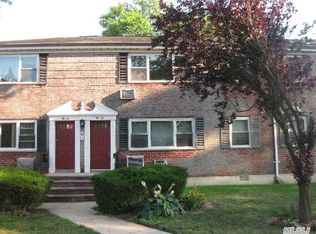 15222 Jewel Ave, Kew Gardens Hills, NY 11367