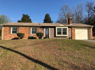 2715 Lafayette Pl, High Point, NC 27263