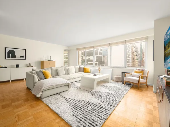 303 E 57th St APT 6F, Manhattan, NY 10022