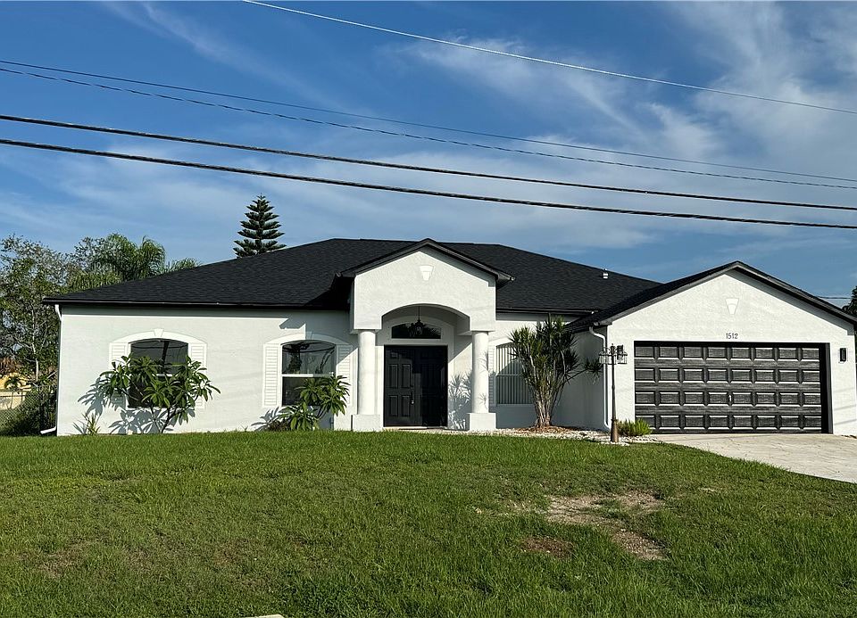 1st image of 1512 SE 2nd Pl