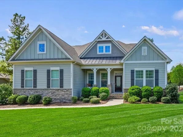 1002 Kara Ct, Stallings, NC 28104