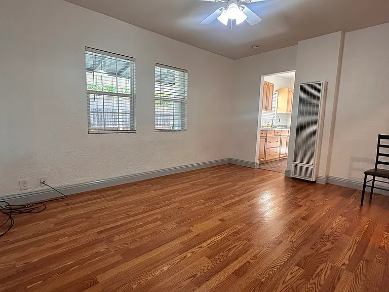 633 Springs Rd — Photo 8
