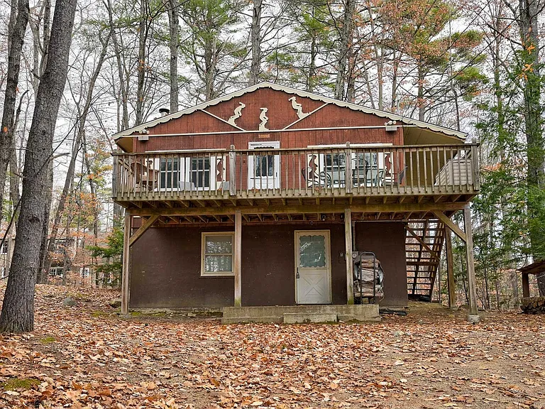 30 Middle Shore Dr — Photo 2