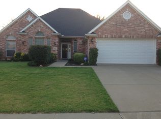 4533 Rugby Ln, Grand Prairie, TX 75052