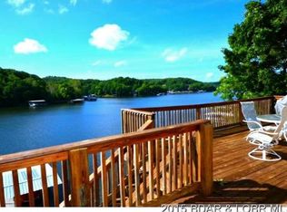 1924 Susan Rd, Lake Ozark, MO 65049