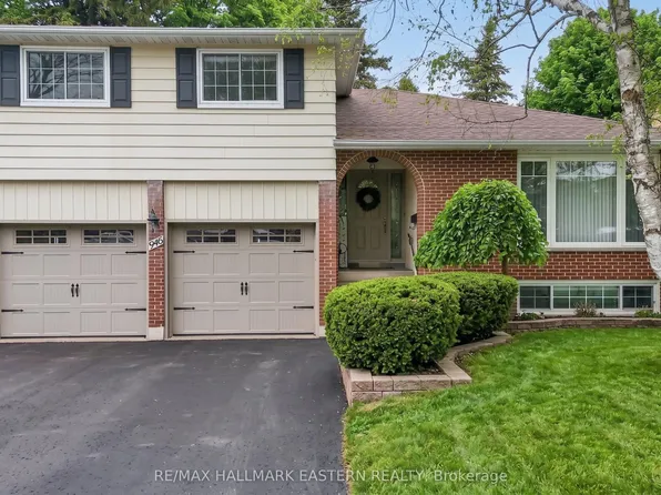 946 Beaufort Ct, Oshawa, ON L1G 7J8