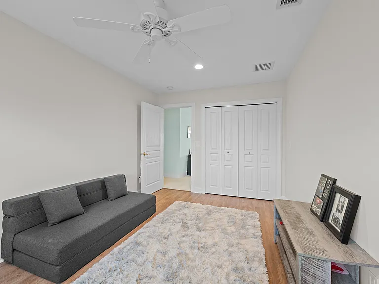 660 Anchor Dr — Photo 41