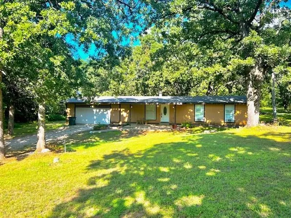 6351 94th St, Noble, OK 73068