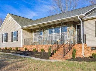 3071 Mansfield Rd, Burlington, NC 27217