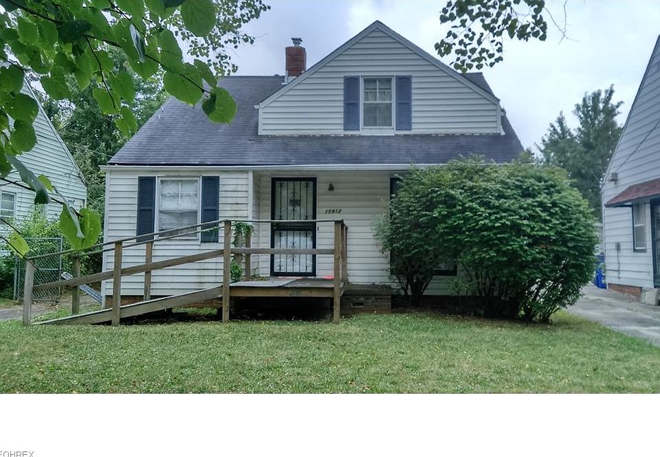 1st image of 15912 Cloverside Ave