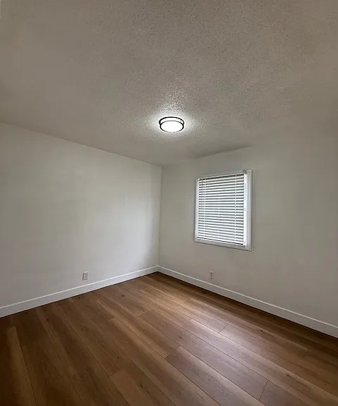 8317 S Western Ave — Photo 10