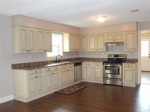 2nd image of 6005 Twilight Dr