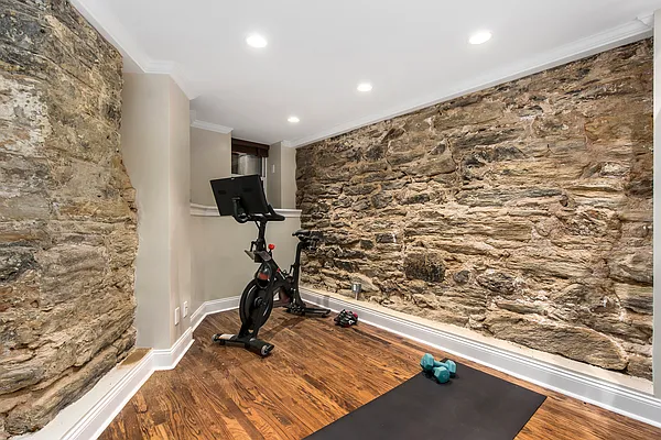 Rented by Corcoran | media 11