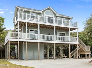 104 Rhett St, Emerald Isle, NC 28594