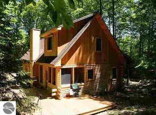 11170 S Golden Valley Dr, Empire, MI 49630