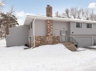 6947 Ives Ln N, Maple Grove, MN 55369