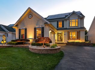 18 W Parsonage Way, Manalapan, NJ 07726
