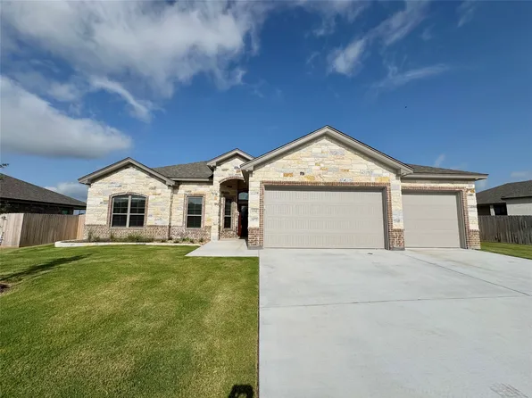132 Lasso Loop, Lorena, TX 76655