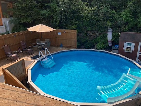 24 FT PRIVATE HEATED POOL!