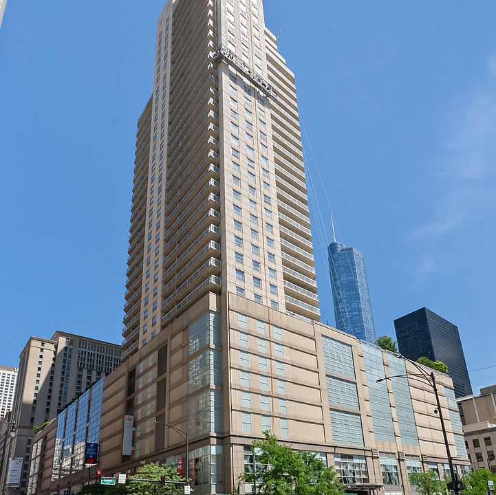 1st image of 545 N Dearborn St APT 2301