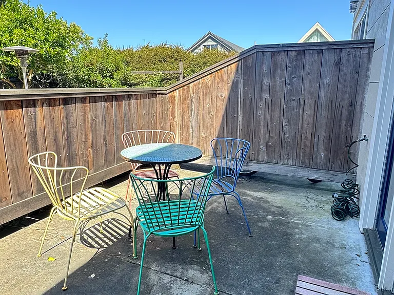 926 Grove St #2 — Photo 20