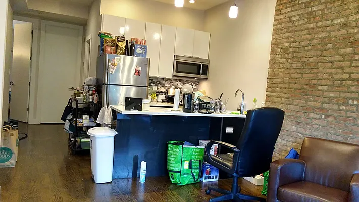 Rented by Signature Property Realty | media 15