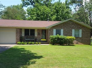 804 Twin Cedar St, Clarksville, AR 72830