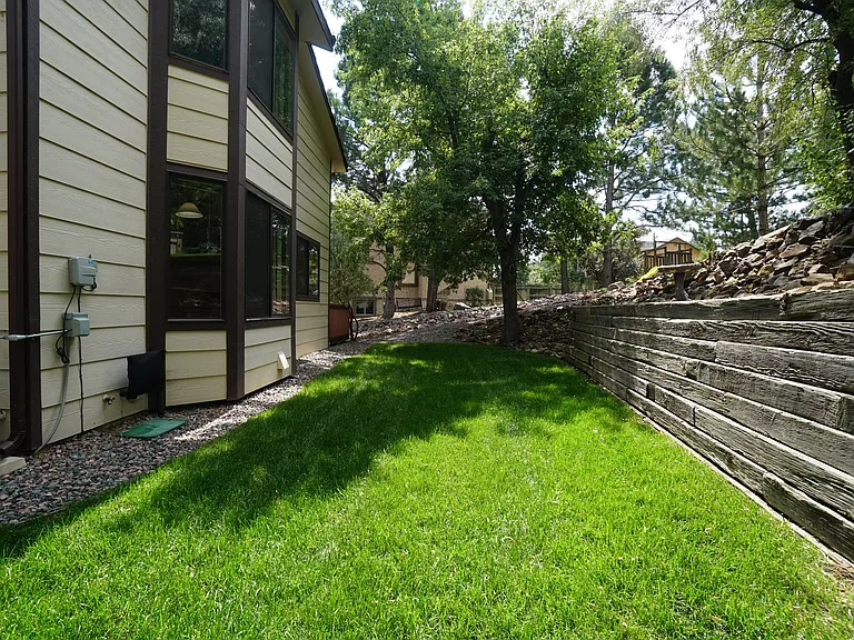 1155 Popes Valley Dr — Photo 35