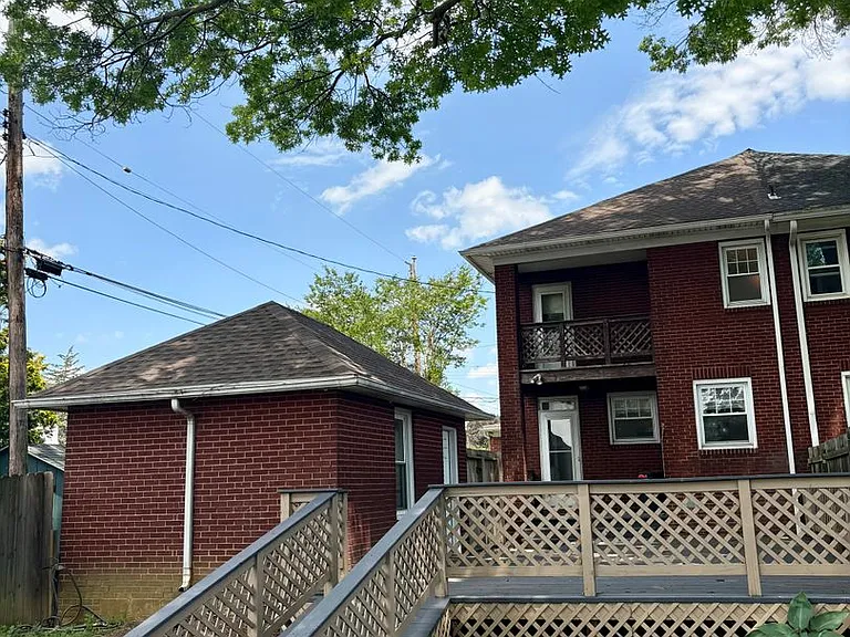 16 S Rockburn St — Photo 38