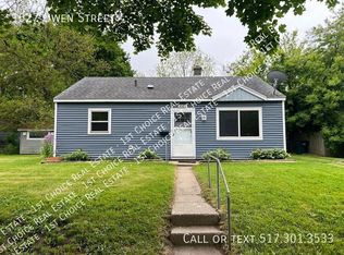 1527 Owen St, Lansing, MI 48915