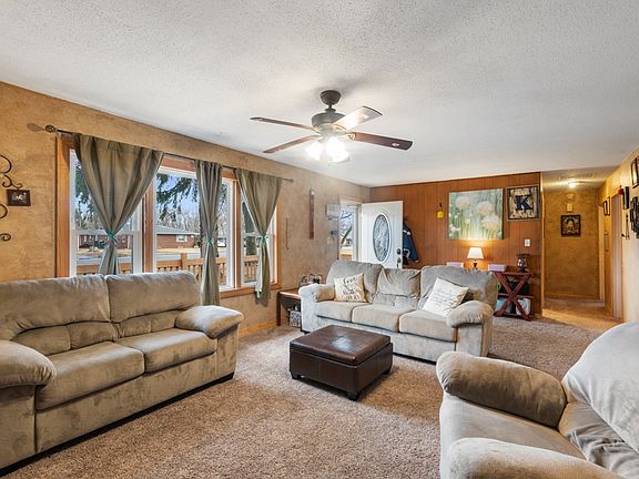 3rd image of 305 N Grande Ave