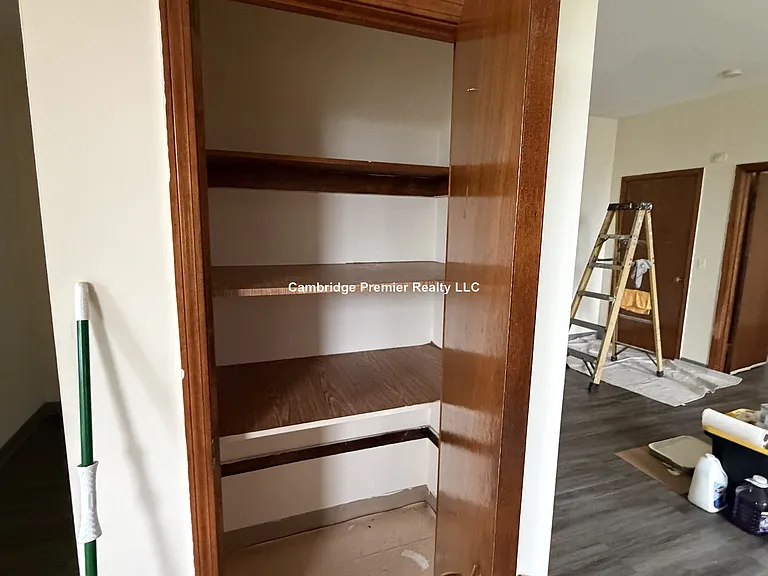 247 Pearl St #301 — Photo 7