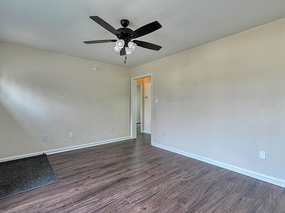 5th image of 111 Kenilworth Rd