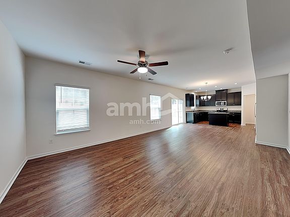 4th image of 5054 Twin River Dr