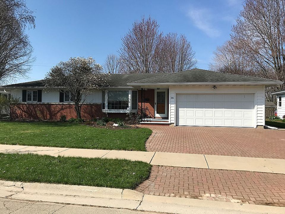 1st image of 1761 Chateau Dr