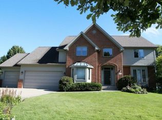 948 Wake Dr, Westerville, OH 43082