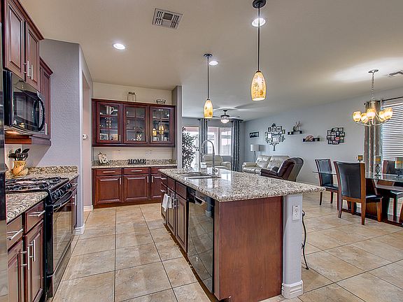 5th image of 18533 W Vista Norte St