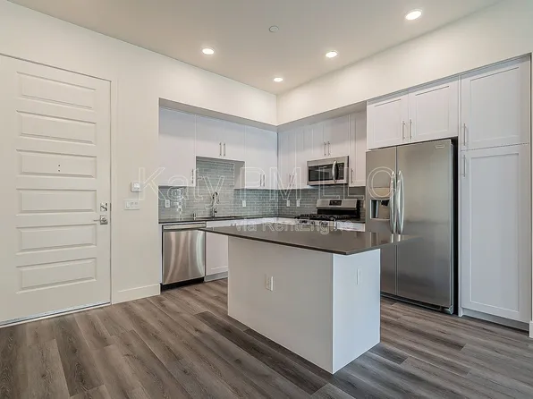 7300 E Earll Dr, Scottsdale, AZ