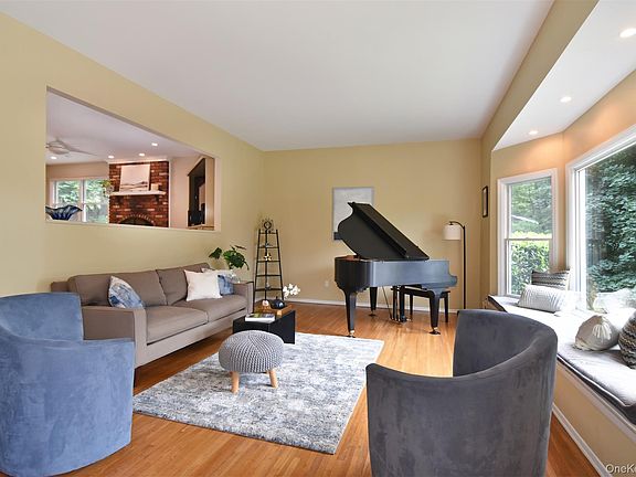 2nd image of 91 Sycamore Lane
