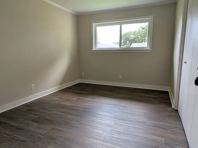 Bedroom #1