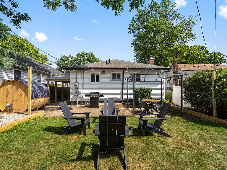 2128 Garfield St — Photo 46
