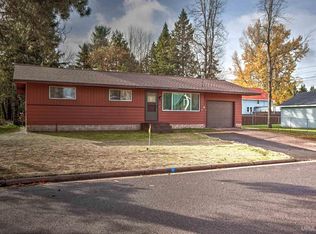 817 E Margaret St, Ironwood, MI 49938