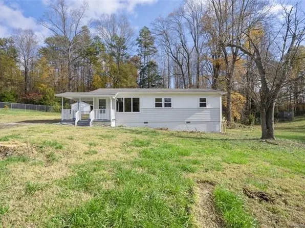 2326 Sunset Blvd, Charlotte, NC 28269