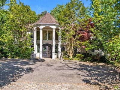 3 August Lane, Old Westbury, NY, 11568