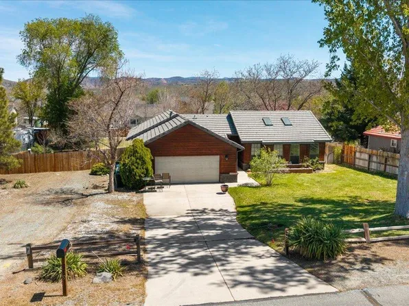 1689 Gregg St, Carson City, NV 89701
