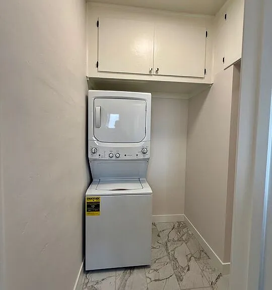 224 S Kenilworth Ave — Photo 12