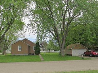 430 Ash St, Omro, WI 54963