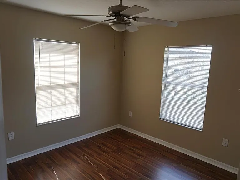 230 Belvedere Way — Photo 10