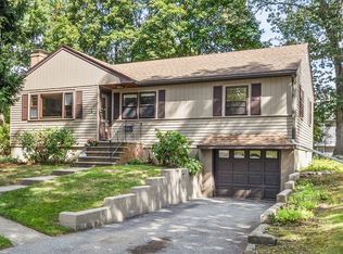17 Louise Ave, Wakefield, MA 01880